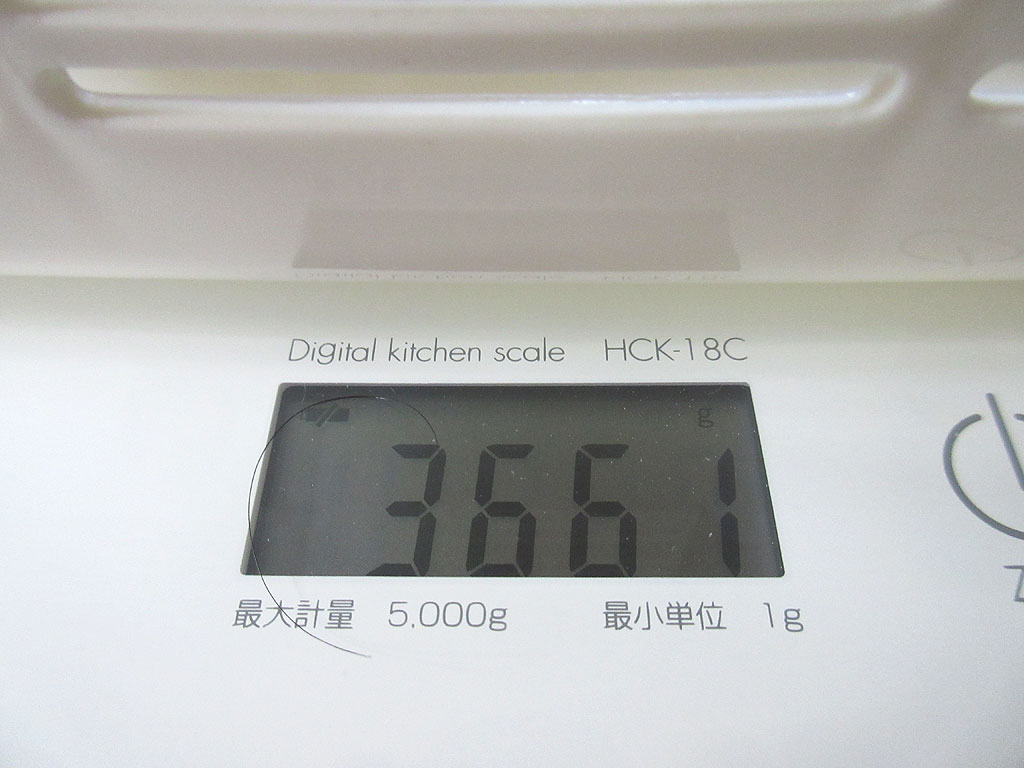 ロシ子の体重は3,661g。